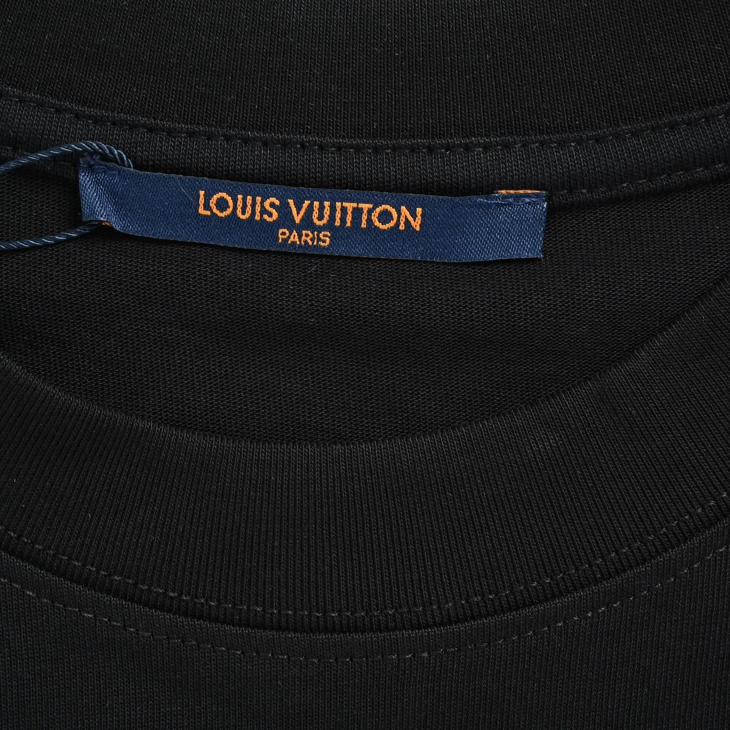 Louis Vuitton/ logo